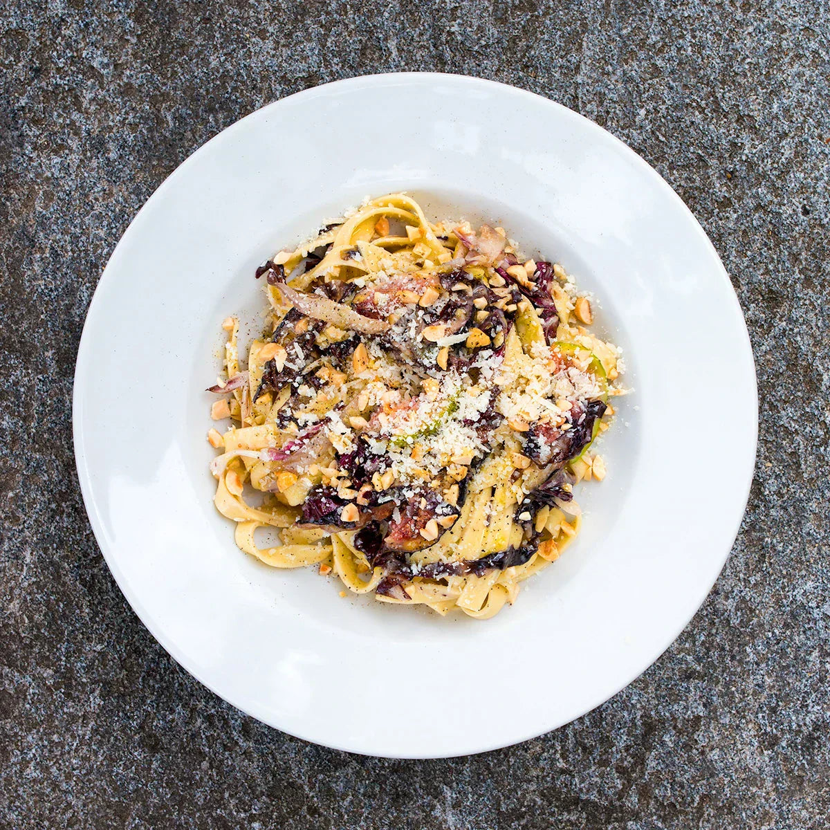 Tagliatelle – Gorgonzola, Radicchio, Feigen, Haselnüsse